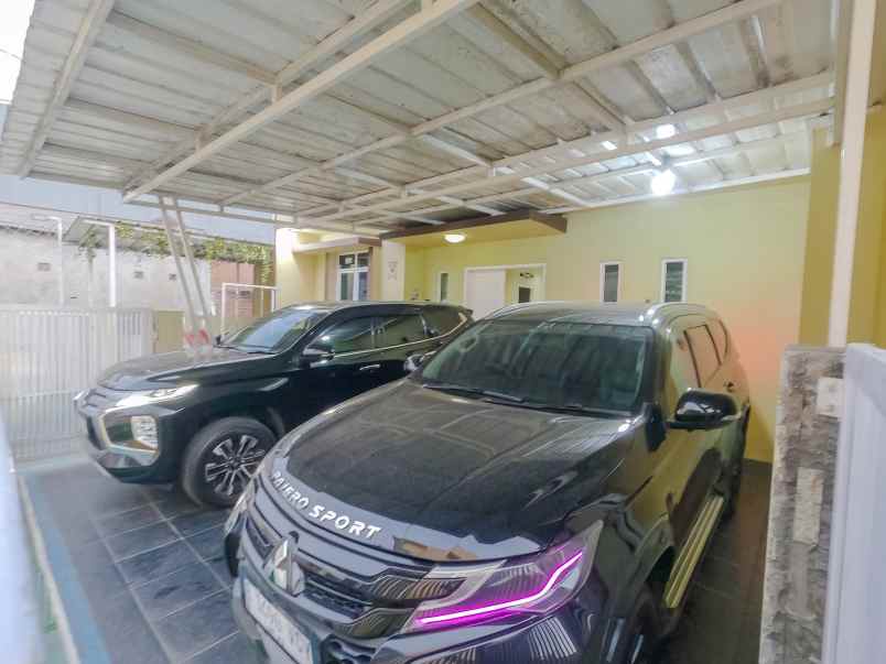 dijual rumah duta bintaro