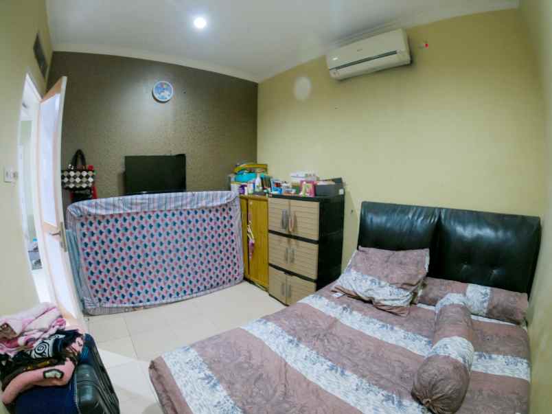 dijual rumah duta bintaro