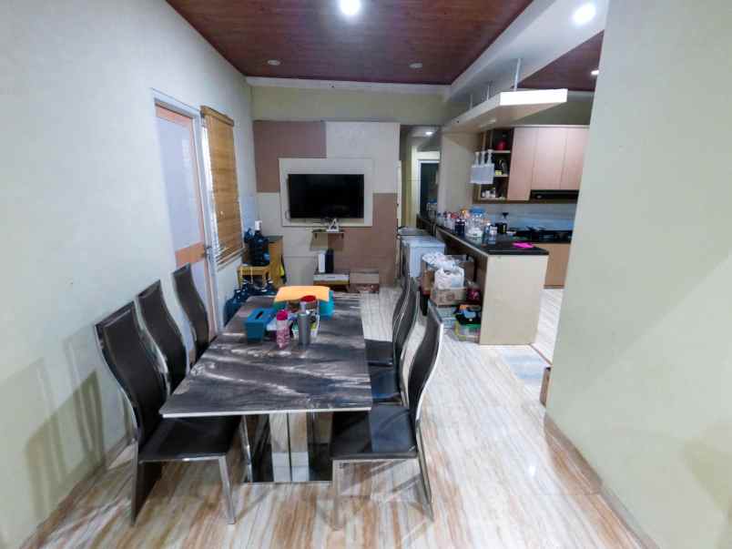 dijual rumah duta bintaro
