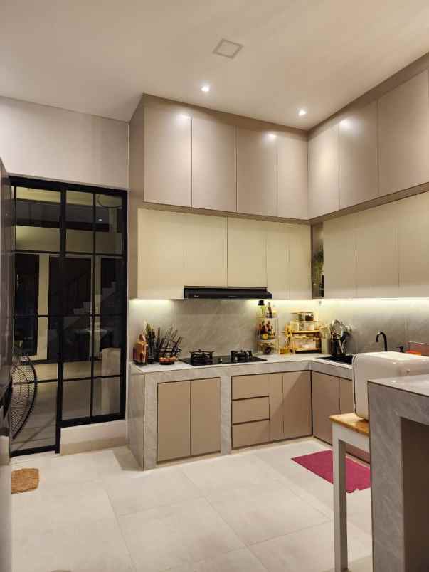 dijual rumah estetik cluster ifolia harapan indah 2