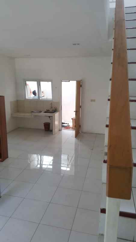 dijual rumah gading cipta residence
