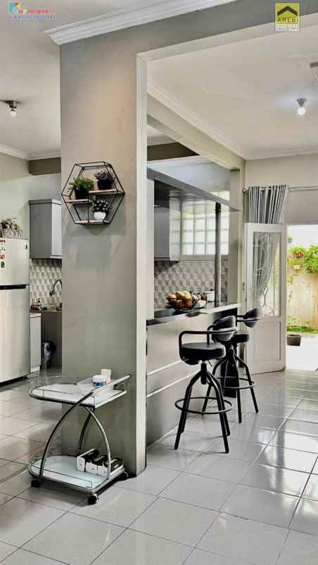 dijual rumah galaxy bekasi selatan kota