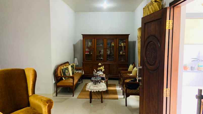 dijual rumah galaxy bekasi selatan kota