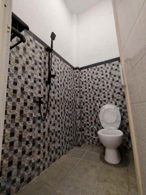 dijual rumah graha persada sentosa