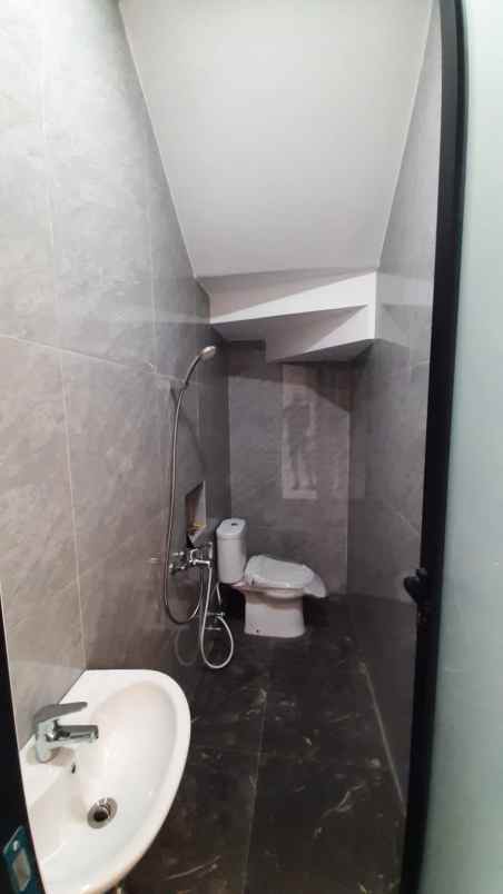 dijual rumah grand island cluster suvadiva