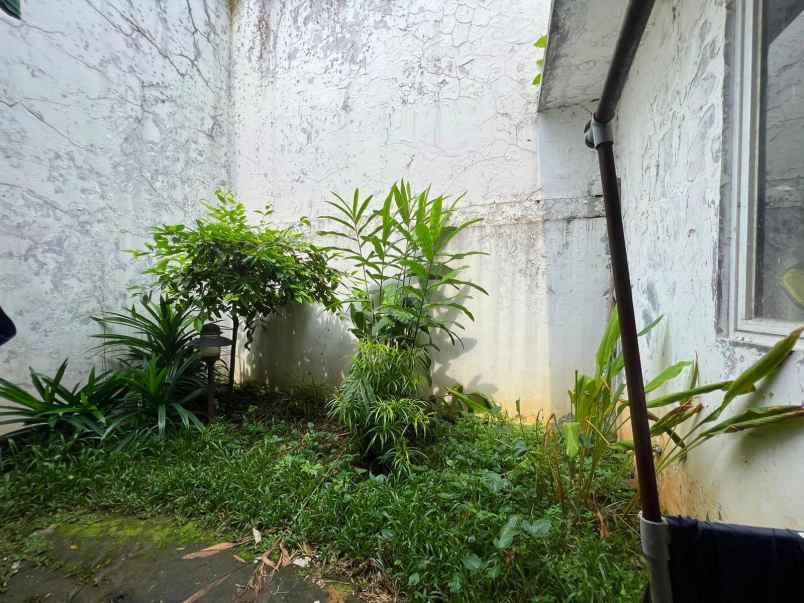 dijual rumah green andara residences