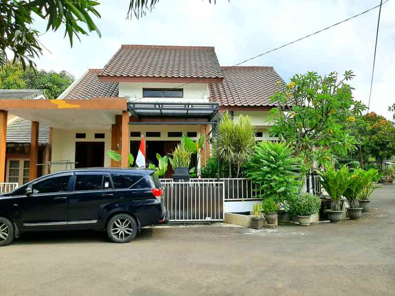 dijual rumah griya bintaro estate