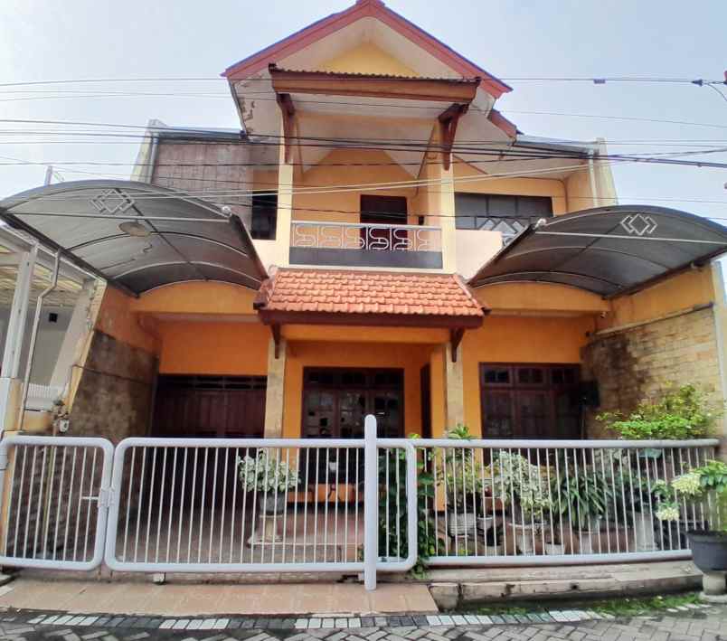 dijual rumah gubeng kertajaya