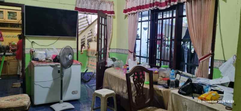 dijual rumah gunung batu