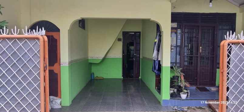 dijual rumah gunung batu