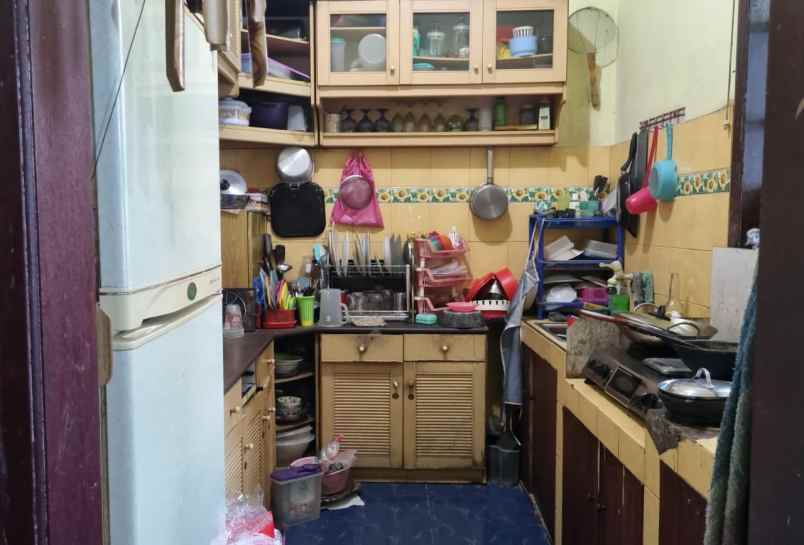 dijual rumah gunung batu