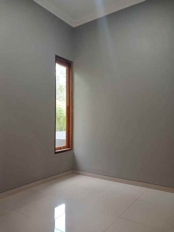 dijual rumah gunung pati