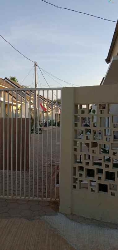 dijual rumah gunung putri bojong kulur