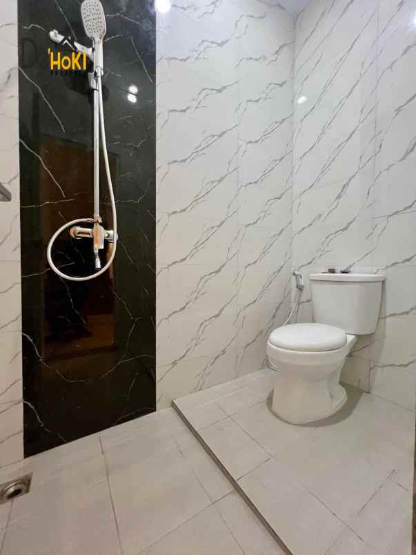 dijual rumah jagakarsa jakarta selatan