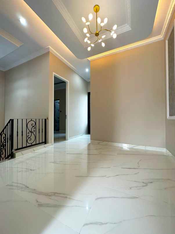 dijual rumah jagakarsa jakarta selatan