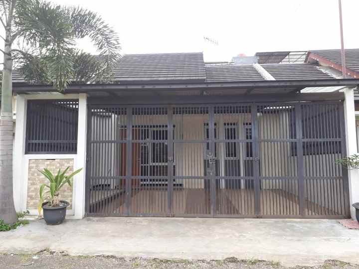 dijual rumah jalan antapani