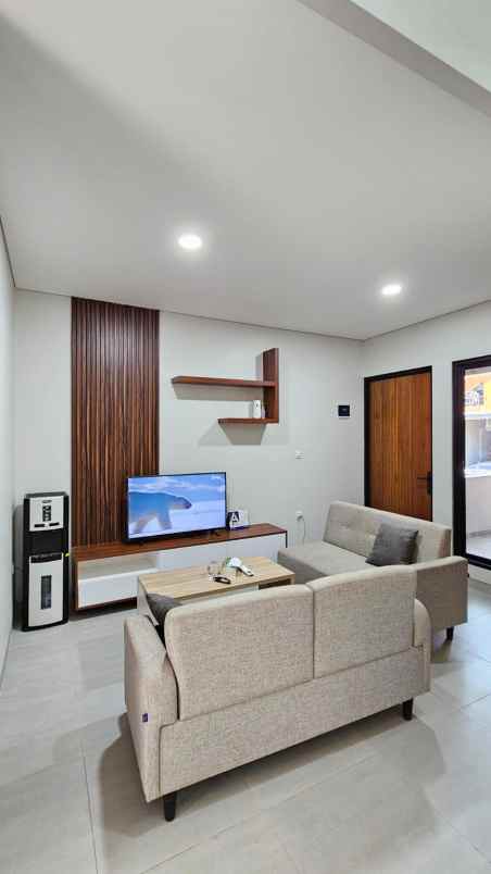 dijual rumah jalan gardu rangkapan jaya