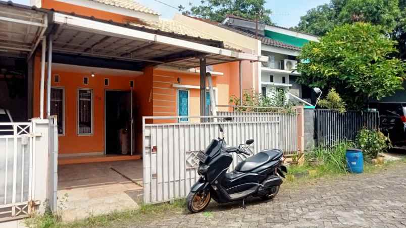 dijual rumah jalan gas alam