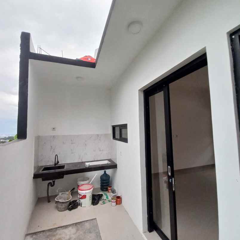 dijual rumah jalan jatihandap atas