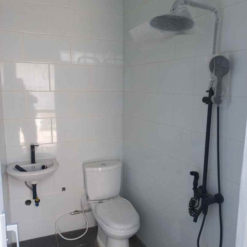 dijual rumah jalan jatihandap atas