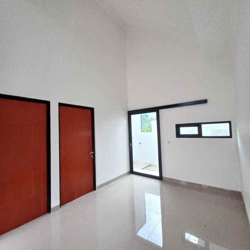 dijual rumah jalan jatihandap atas