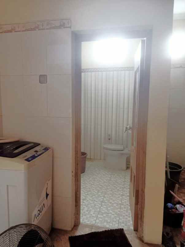 dijual rumah jalan karang tengah pusaka