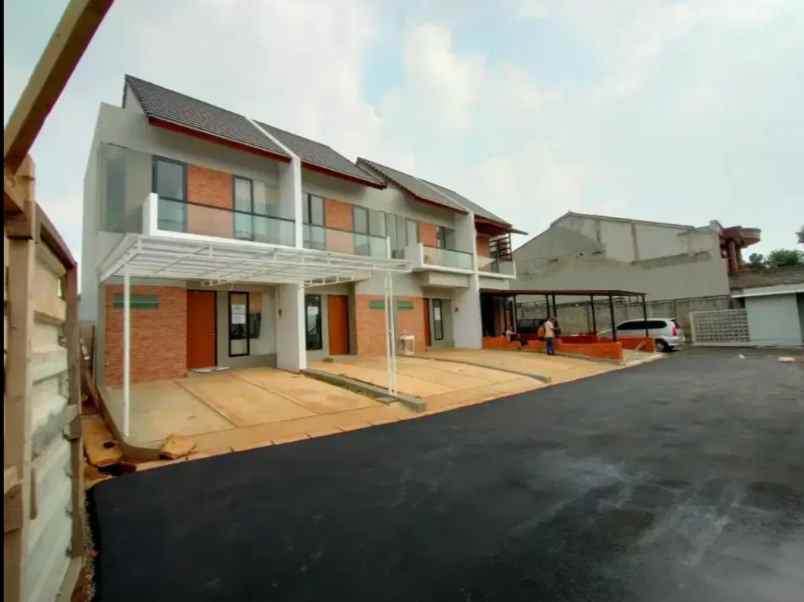 dijual rumah jalan kebagisan