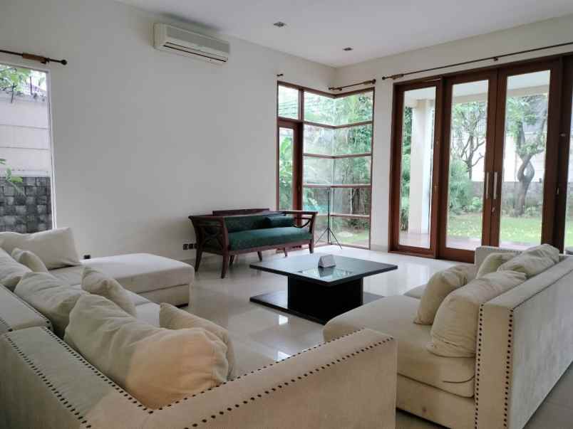 dijual rumah jalan kemang jakarta selatan