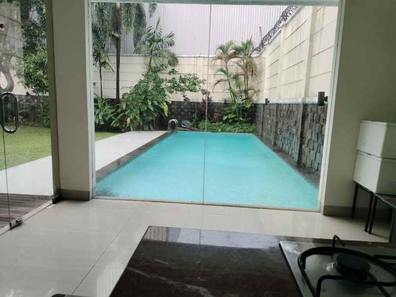 dijual rumah jalan kemang jakarta selatan