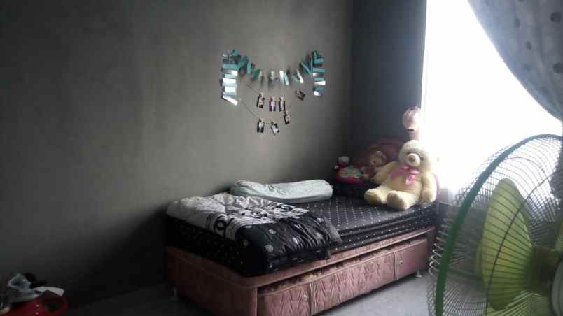 dijual rumah jalan komplek bni bedahan