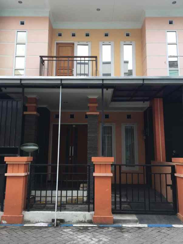 dijual rumah jalan randusari semarang