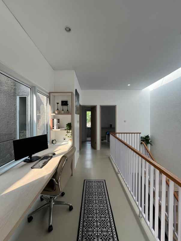 dijual rumah jalan raya bintaro ciputat