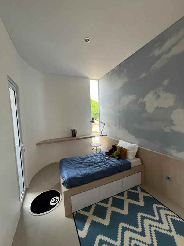 dijual rumah jalan raya bintaro ciputat