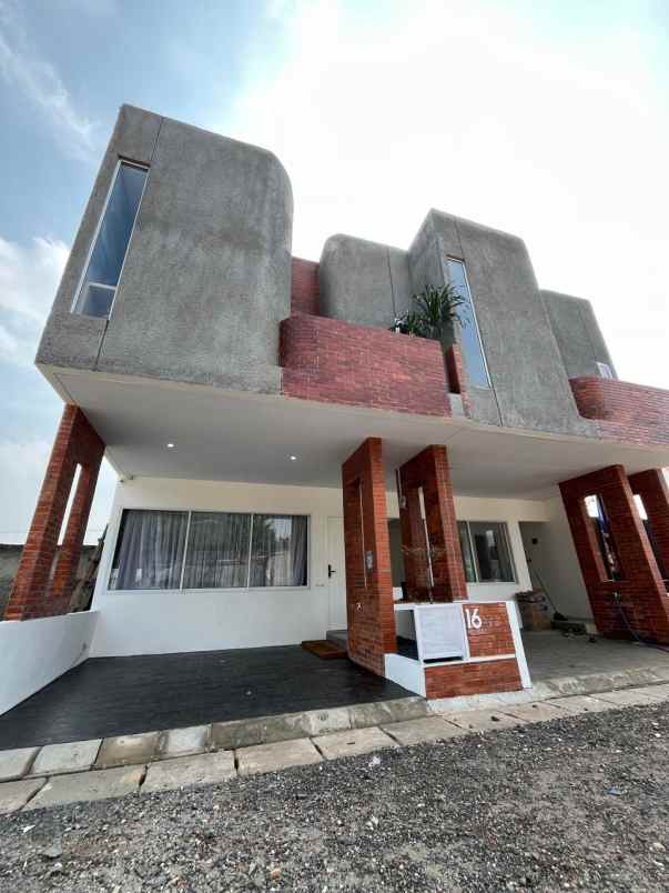 dijual rumah jalan raya bintaro ciputat