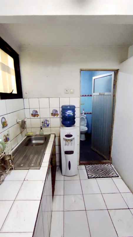 dijual rumah jalan raya pahlawan rempoa