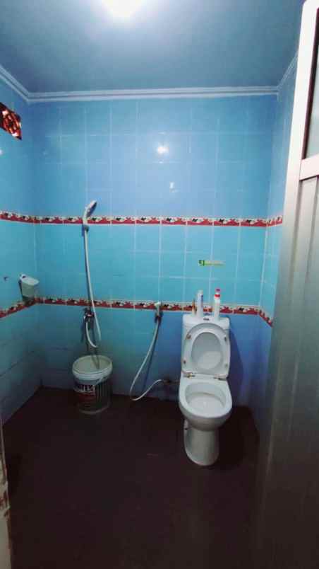 dijual rumah jalan raya pahlawan rempoa