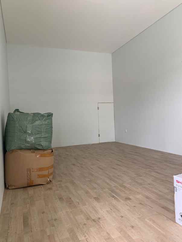 dijual rumah jalan rungkut harapan