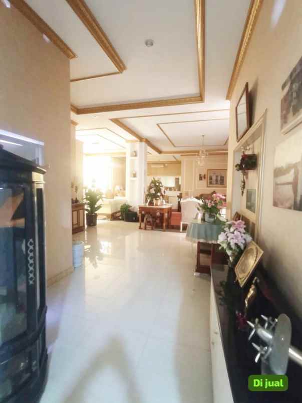 dijual rumah jatibening