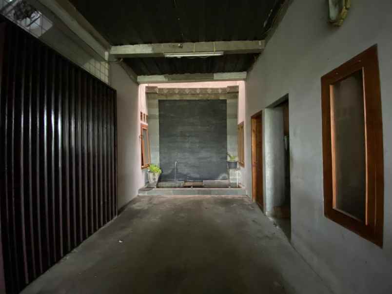 dijual rumah jatinegara