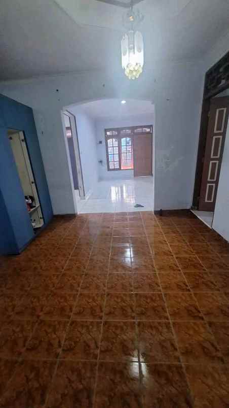 dijual rumah jatirejo