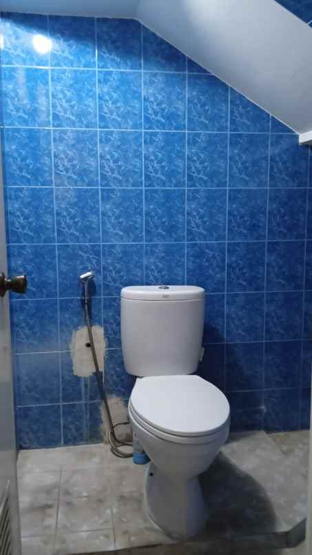 dijual rumah jl anggrek setiabudi karet