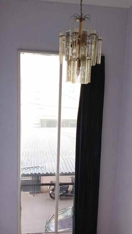 dijual rumah jl anggrek setiabudi karet