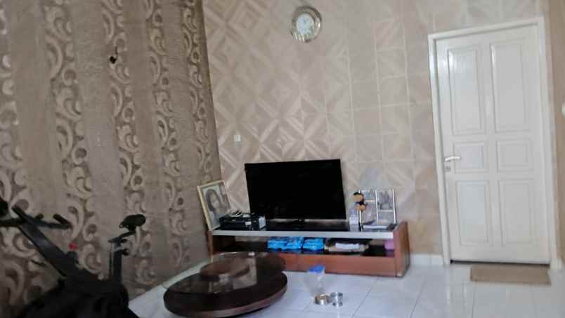 dijual rumah jl anggrek setiabudi karet