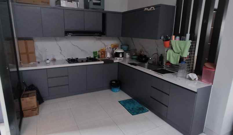 dijual rumah jl bogor nirwana residence