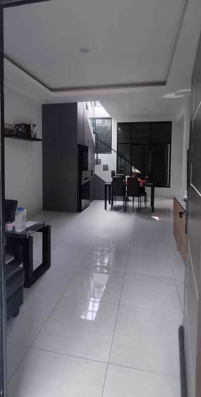 dijual rumah jl bogor nirwana residence