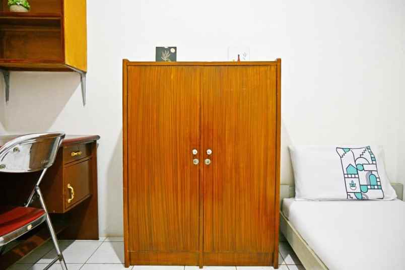 dijual rumah jl cikuda