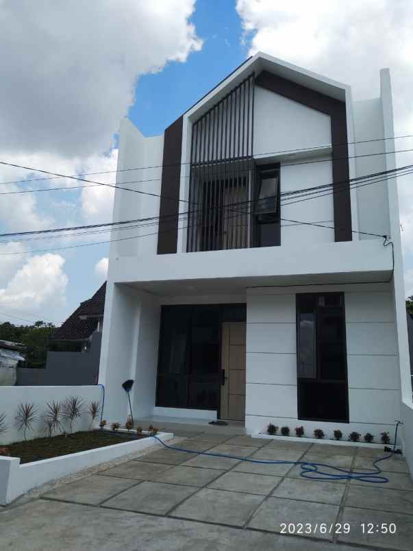 dijual rumah jl cinere raya cinere depok