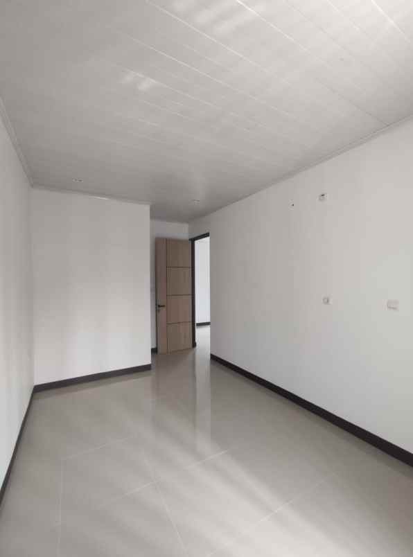 dijual rumah jl cinere raya cinere depok