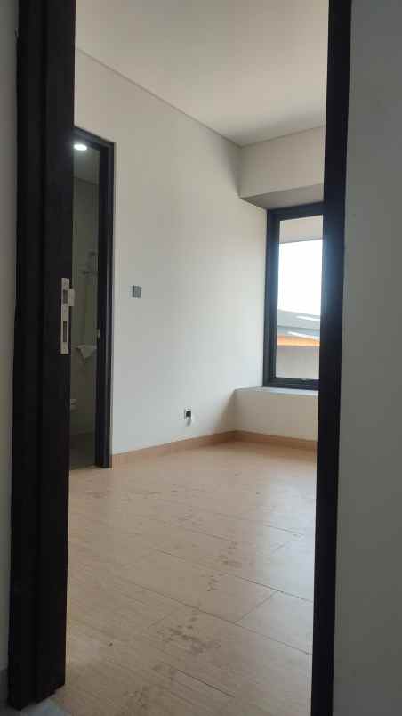 dijual rumah jl cipayung kec ciputat