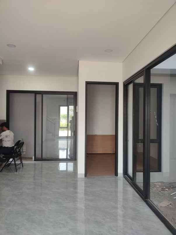 dijual rumah jl cipayung kec ciputat